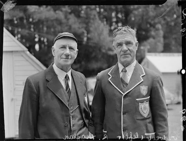 Image: W Webb and R Hegglun, veteran New Zealand oarsmen, Lake Karapiro
