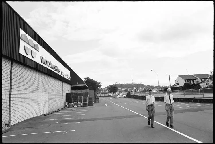Woolworths, St Lukes Mall, 1989