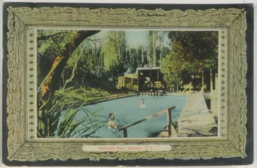 Image: Mermaid's Bath, Wairakei, New Zealand