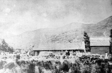 Seven Oaks homestead : photograph