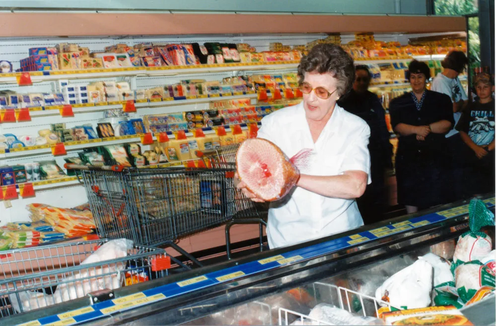 Woolworths grocery grab; Dorothy Stevens, for Upper Hutt Foodbank.