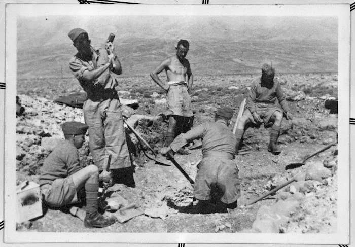 Members of 27 Machine Gun Battalion dig in, Bekaa Valley, Syria