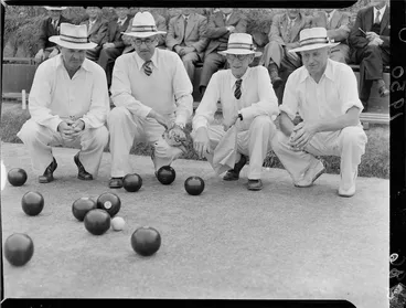 Image: Seatoun bowling team champion four, Wellington