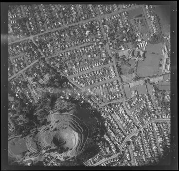 Image: Mount Eden, Auckland
