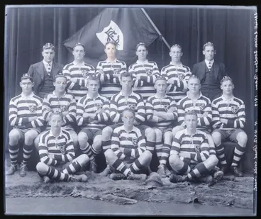 Image: Glass Plate Negative: Christ's College, Football Team, 1919