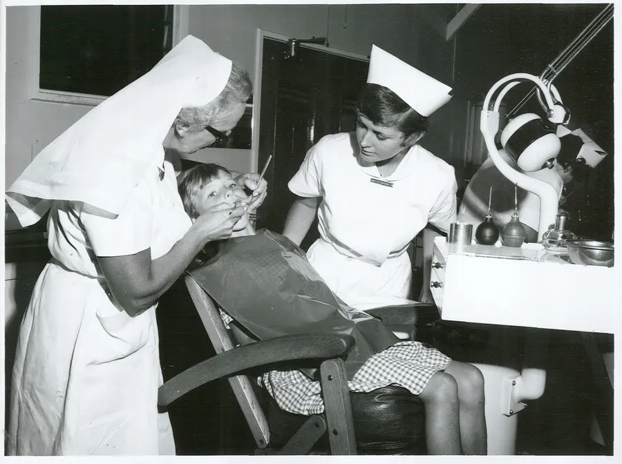 Dentistry - Clinics.