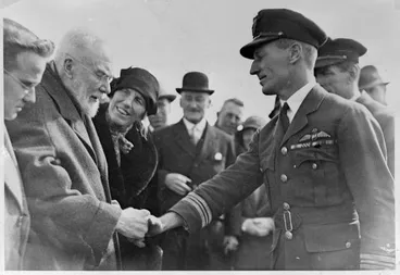 Image: Sir Henry Wigram and Charles Kingsford Smith, Wigram, 1928