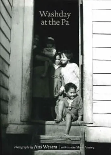 Washday at the pa Image: Washday at the pa