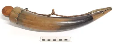 Image: Horn, Powder
