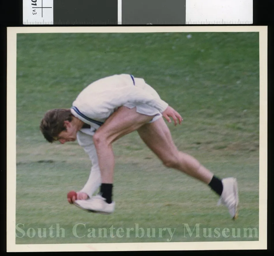 Mark Parker, cricketer