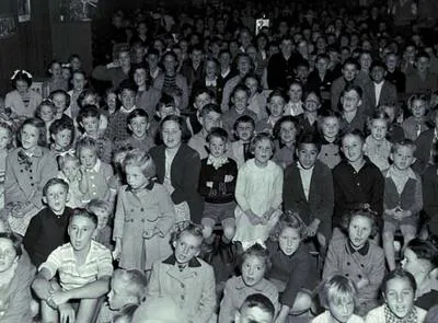 Children at St John's Church, Ponsonby