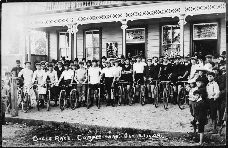 "Cycle Race Competitors Oct 27th 09"