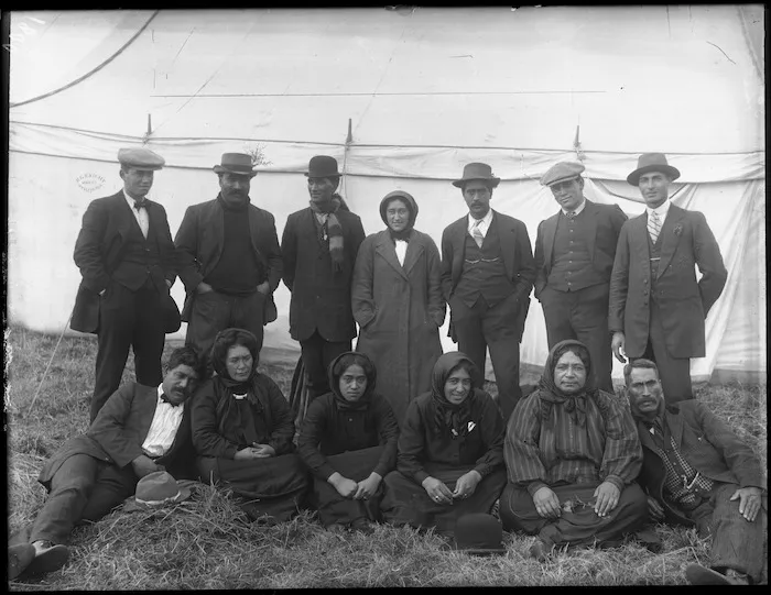 Maori group at the tangi of Makere Wikitoria Taitoko, at Putiki
