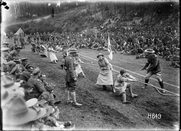 Image: The winning Queen Mary's Auxilary Army Corps tug-o-war at the NZ Infantry and General Base Depot, Etaples, France, 3 August 1918