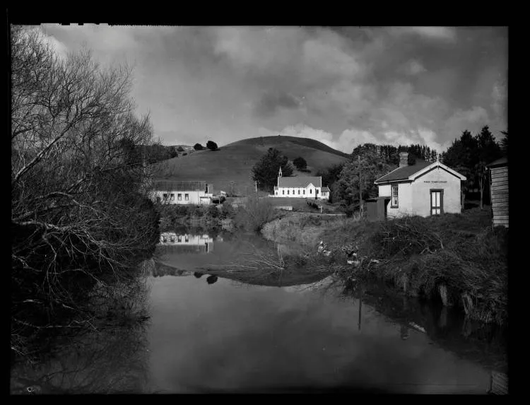 Puhoi, 1953