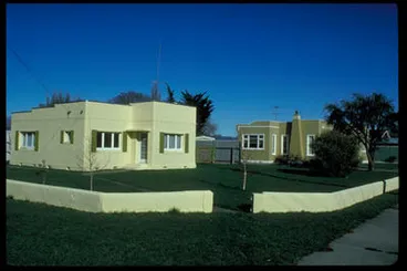 Image: [Art Deco style house]