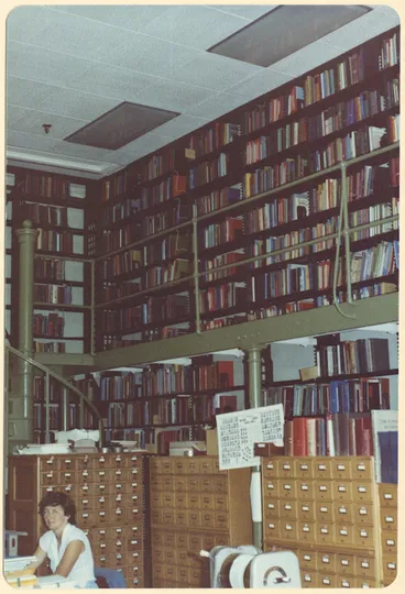 Image: Book stacks and cabinets, Parliamentary Library, Wellington