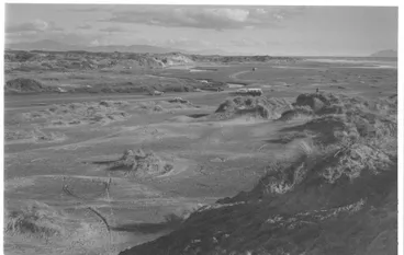 Image: Hokio Stream/river mouth & beach, 1977