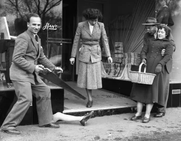 Image: Hays store event (maybe) (PB1919/5)