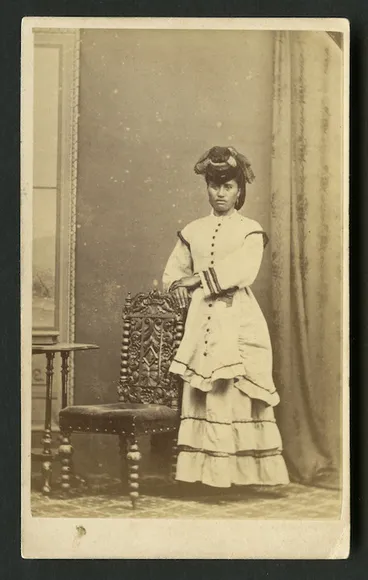 Image: Carnell, Samuel 1832-1920 : Portrait of Heni Kumekume fl 1880s
