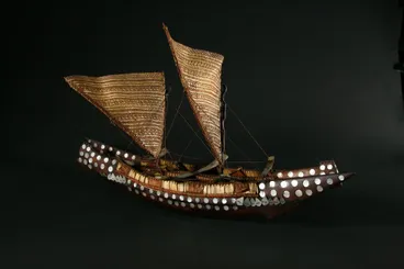 Image: Model vaka (sailing canoe)