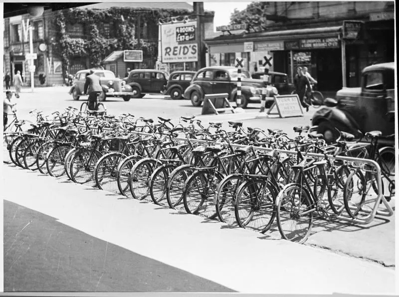 Bicycle stand and bicycles
