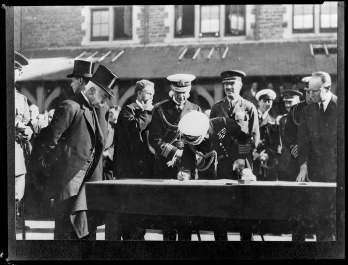 Edward, Prince of Wales, with dignitaries, at Christ's College, Christchurch