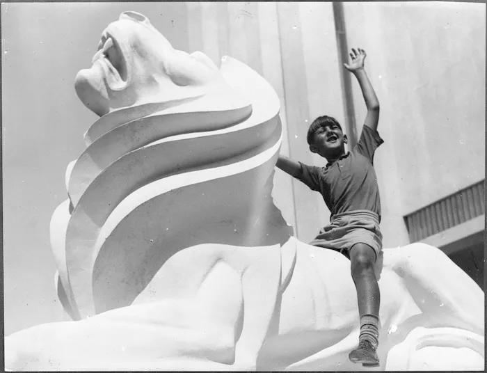 Entrance to the United Kingdom pavilion, New Zealand Centennial Exhibition, Rongotai, Wellington