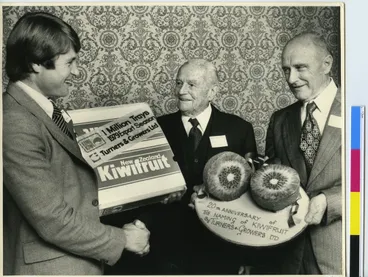 Image: 20th Anv Kiwifruit naming 1979