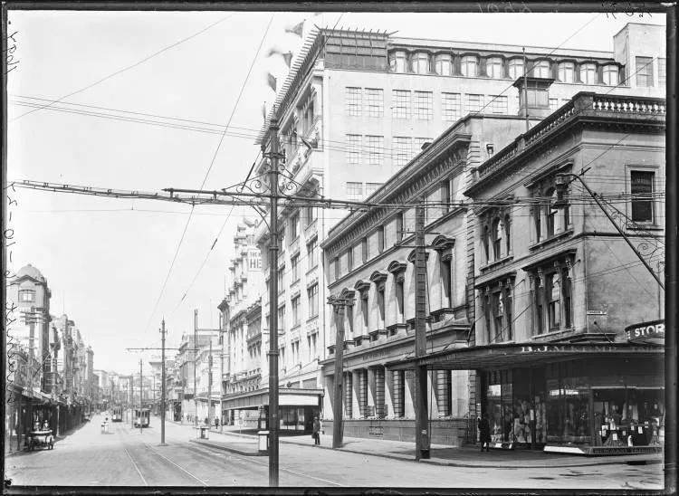 Queen Street, Auckland Central, 1927