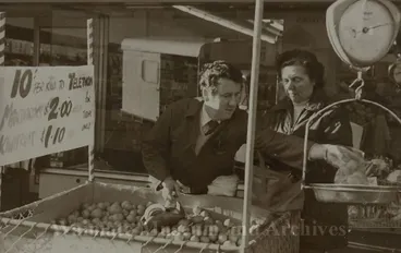 Image: David Owen selling fruit
