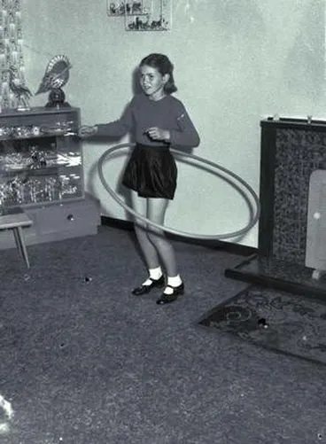 Image: Hula hoop record broken.