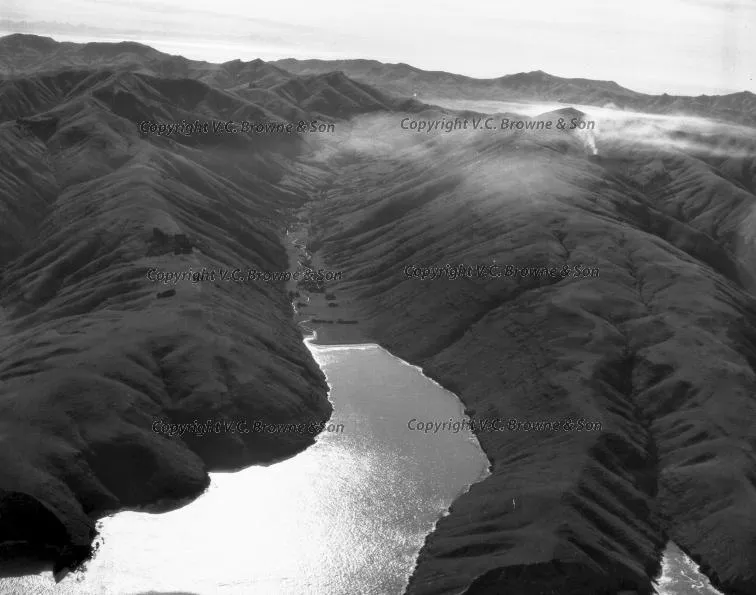Banks Peninsula - looking NNE over Peraki Bay a... (BP1-94/33)