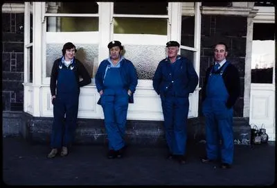 Barry Muihead, locomotive assistant, and engine drivers Bob Tehiwi, Doug Stevenson and Jack Anderson. Dunedin Railway Station
