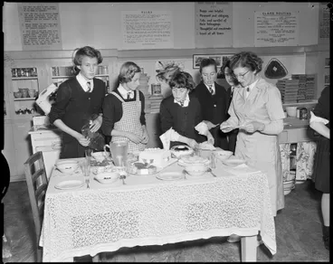 Image: "Intermediate Normal School Parents' Day"