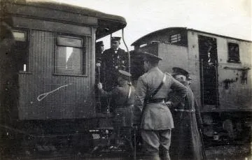 Visit of Japanese officers to Featherston Camp : digital image
