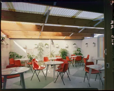 Image: Aladdins Coffee Lounge, Interior