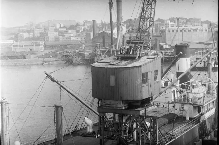 Auckland waterfront from Kings Wharf, 1931