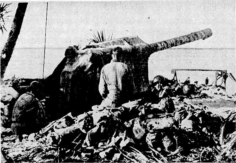 A dummy artillery piece built by the Japanese with coconut logs to make a false show of strength on Makin Island, one of the atolls of the Gilbert Islands captured by United States marines on November 23 last at the conclusion of a three-day battle. (Evening Post, 01 February 1944)