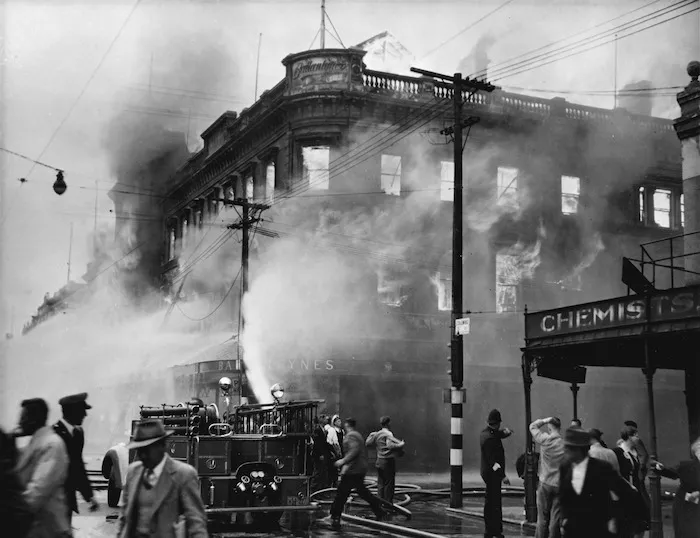 Fire and fire brigade at Ballantyne's department store, Christchurch