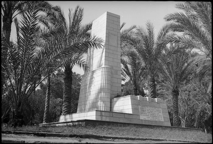 Commemorative pylon from 2 NZEF thanking Maadi residents for their kindness and hospitality between 1940 and 1946