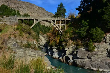 Image: Edith Cavell Bridge, Arthurs Point, Upper Shotover River