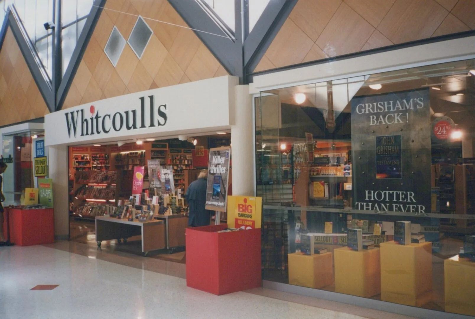 Whitcoulls at Hornby Mall