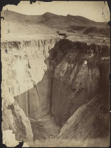 Image: Subsidence on the road to Te Wairoa, 1886