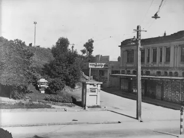 Image: Garden Place hill