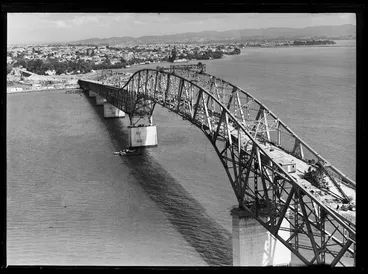 Image: Auckland Harbour Bridge, Waitemata Harbour