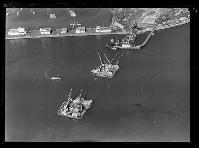 Auckland Harbour Bridge construction progress