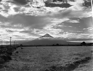 Image: Mount Taranaki