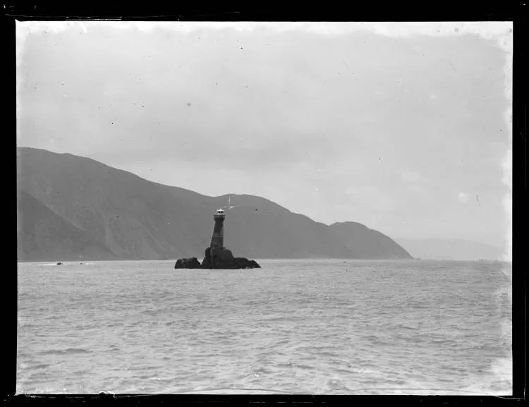 Karori Rock Lighthouse, Cook Strait, 1932
