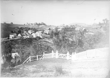 Image: Grafton Road and the Auckland Hospital